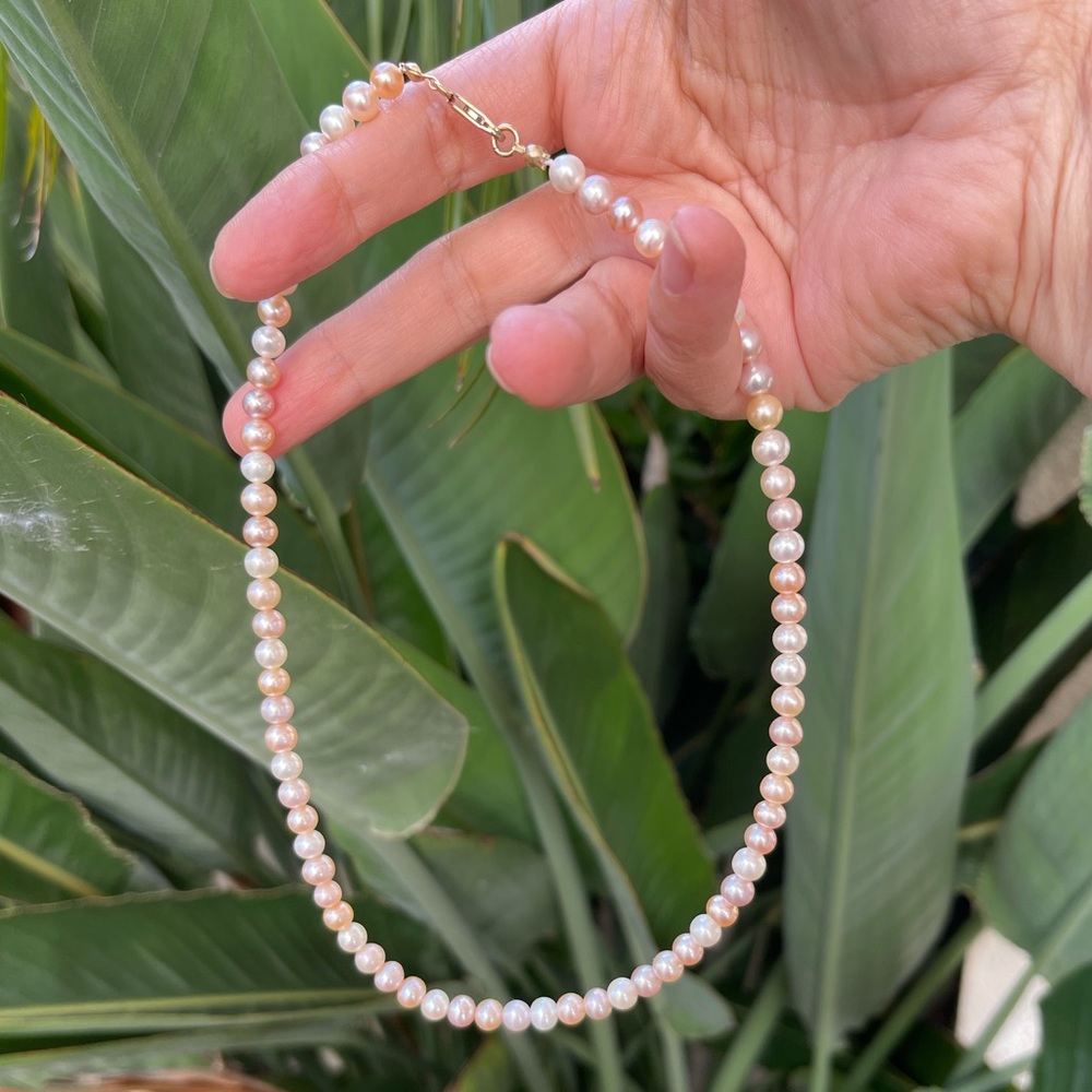High quality cultured freshwater 6mm pearl 14/20 gold filled 17 inch necklace - Picture 4 of 9